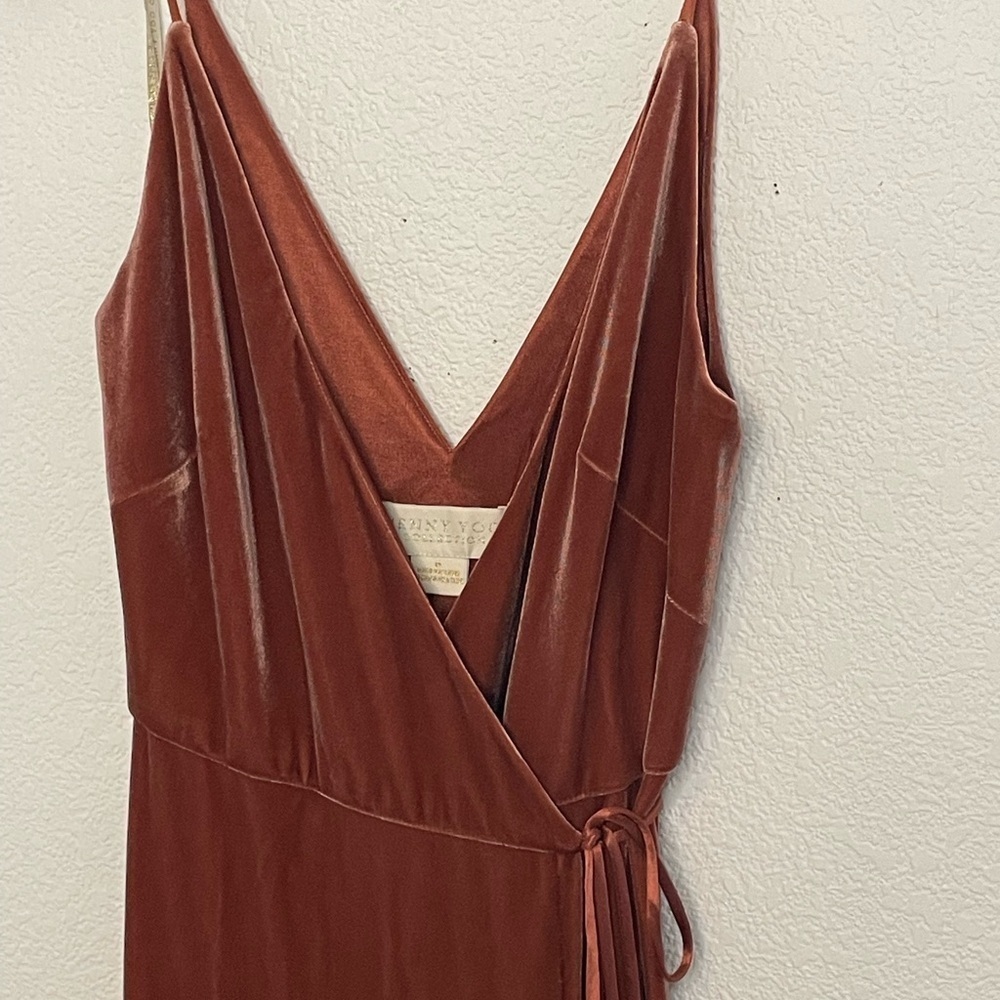 Jenny Yoo dress maxi velvet NWT sz 6 wrap “Andi” bridesmaid dress rose color - Picture 3 of 8